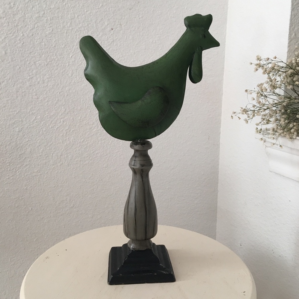 Farmhouse Hen